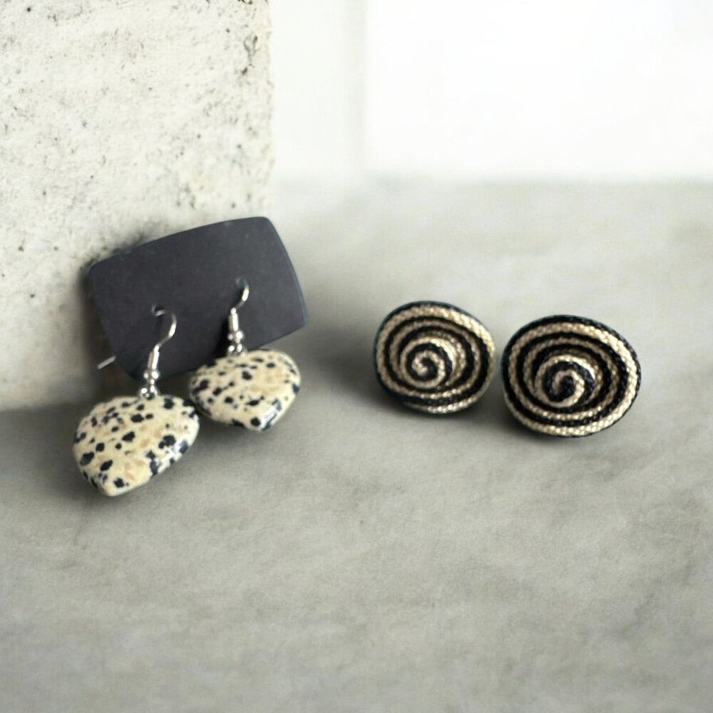 Dalmatian Jasper Heart Dangle Earrings & Black/Gold Woven Spiral Stud Earrings S